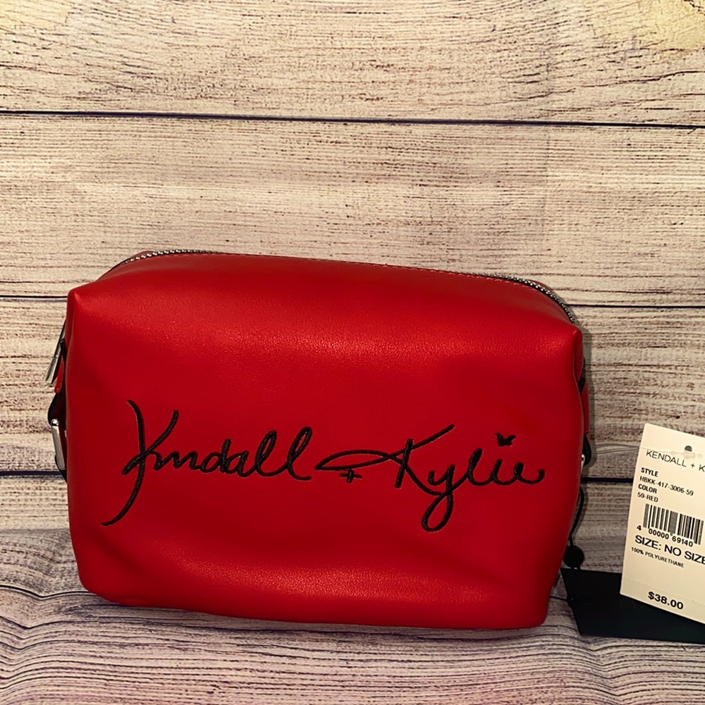 NWT! Kendall & Kylie Cosmetic Bag